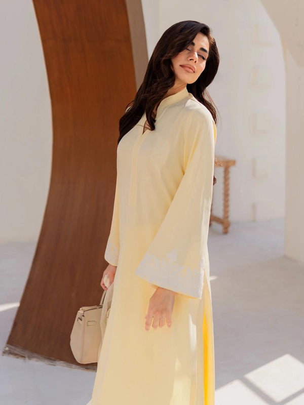 Chanderi Silk Kurta Set With Embroidered Organza Dupatta