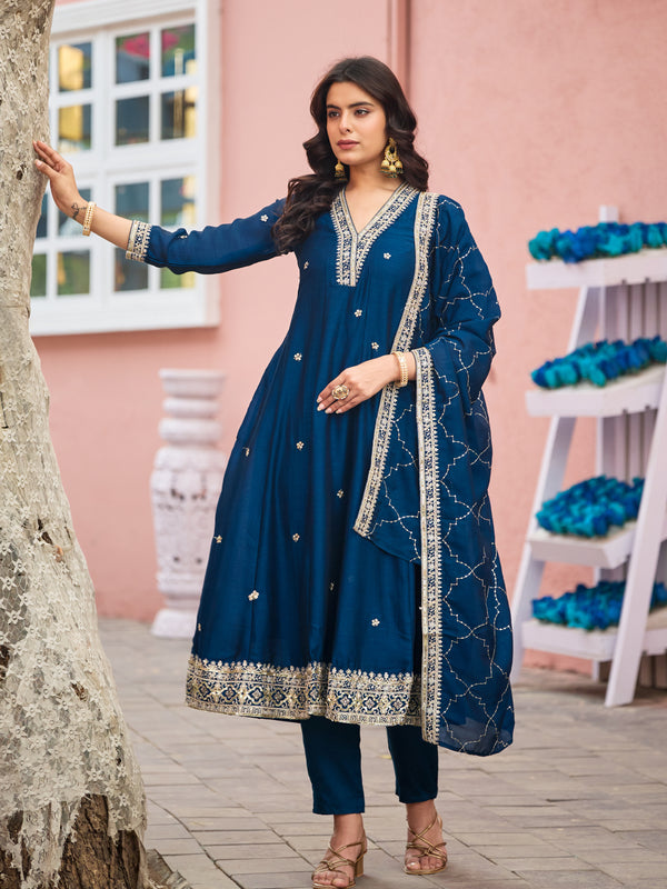 Women's Silk Kurta Pant Set with Silk Dupatta