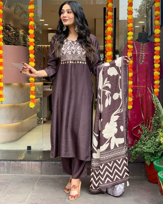 Morlo Rust Parampara Kurta Pant Set wWith Mal Dupatta