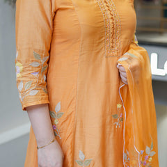Women's Muslin Embroidered Kurta with Pant & Organza Dupatta Set