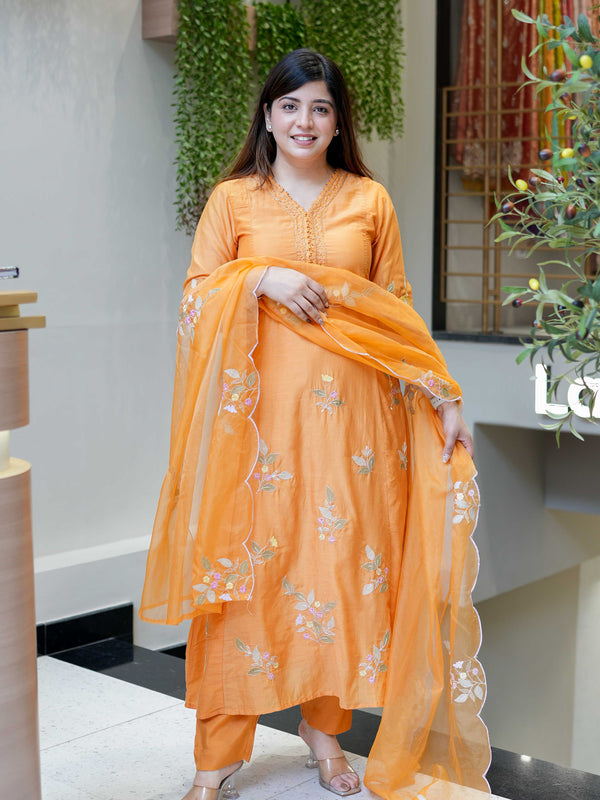 Women's Muslin Embroidered Kurta with Pant & Organza Dupatta Set