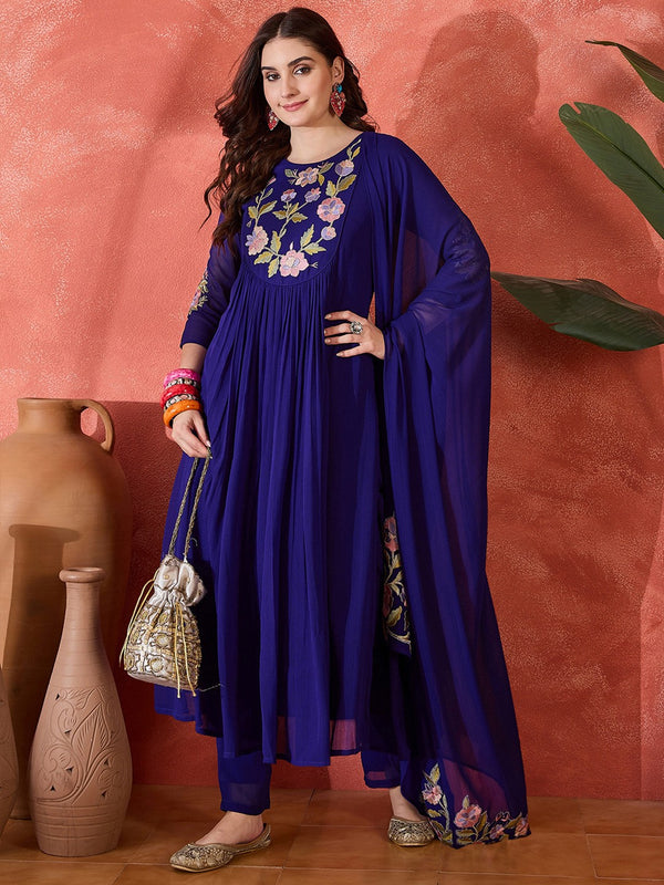 Women's Silk Blend Kurta Pant Set With Silk Blend Dupatta