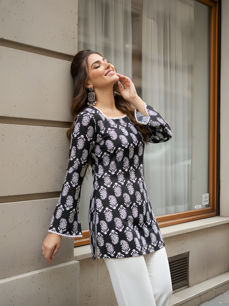 Women’s Black Cotton Printed Straight Short Kurti Tunic