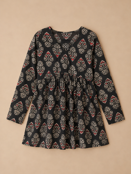 Women’s Black Rayon Printed Fancy Tunic Top