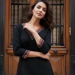 Casual Girls Black V-Neck Printed Tunic Top