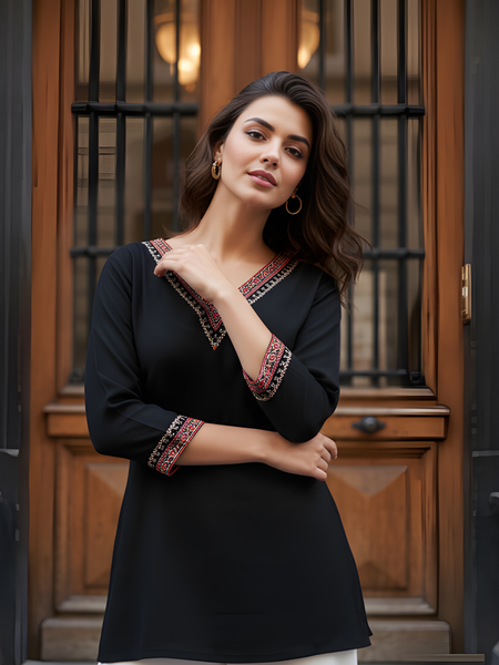 Casual Girls Black V-Neck Printed Tunic Top
