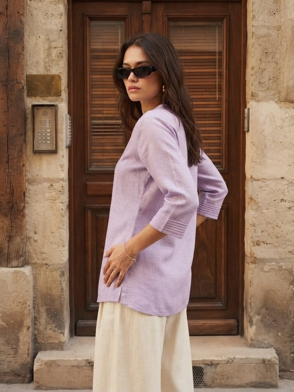 Women’s Lavender Linen Cotton Embroidered Split V-Neck Top