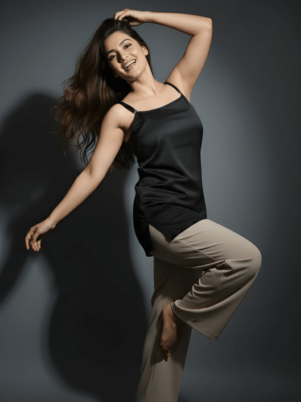 Women’s Black Lycra Solid Sleeveless Fancy Top