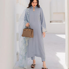 Chanderi Silk Kurta Set With Embroidered Organza Dupatta