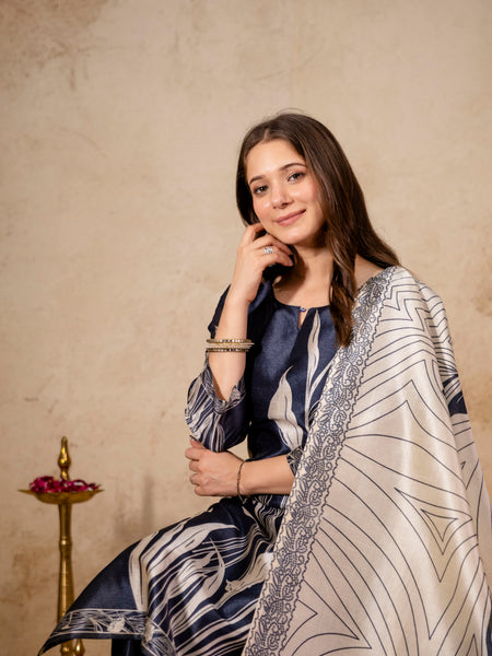 Women's Assam Silk Printed Kurta Pant Dupatta Se