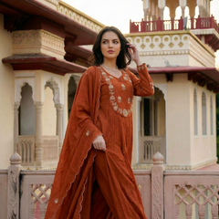 Women's Chanderi Silk Embroidered Kurta Pant Set With Organza Dupatta