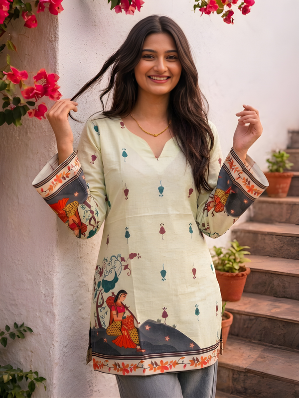 Women’s Cream Cotton Kalamkari Printed V-Neck Tunic