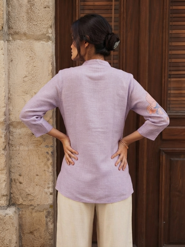 Women’s Lavender Linen Cotton Embroidered Split V-Neck Top