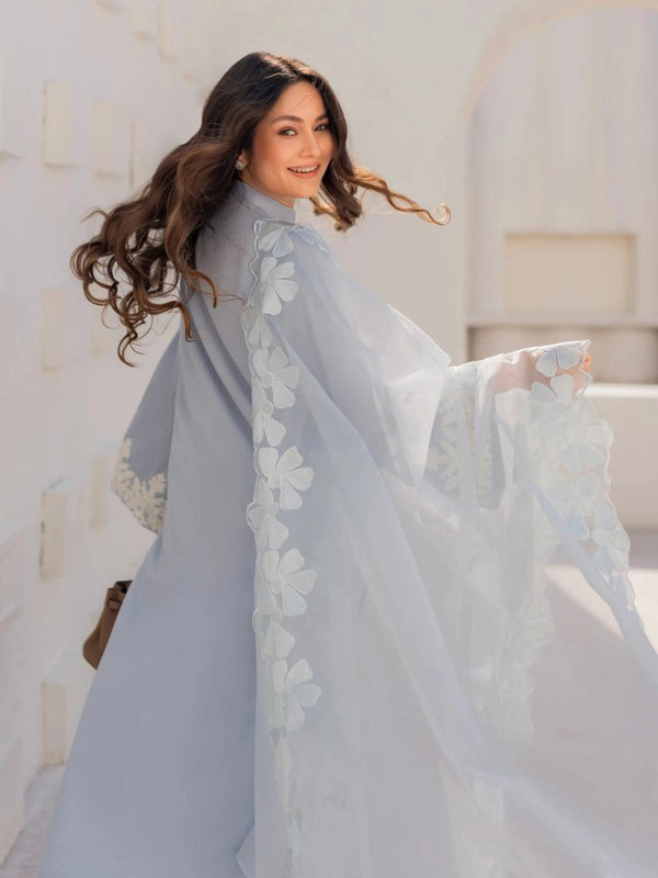 Chanderi Silk Kurta Set With Embroidered Organza Dupatta