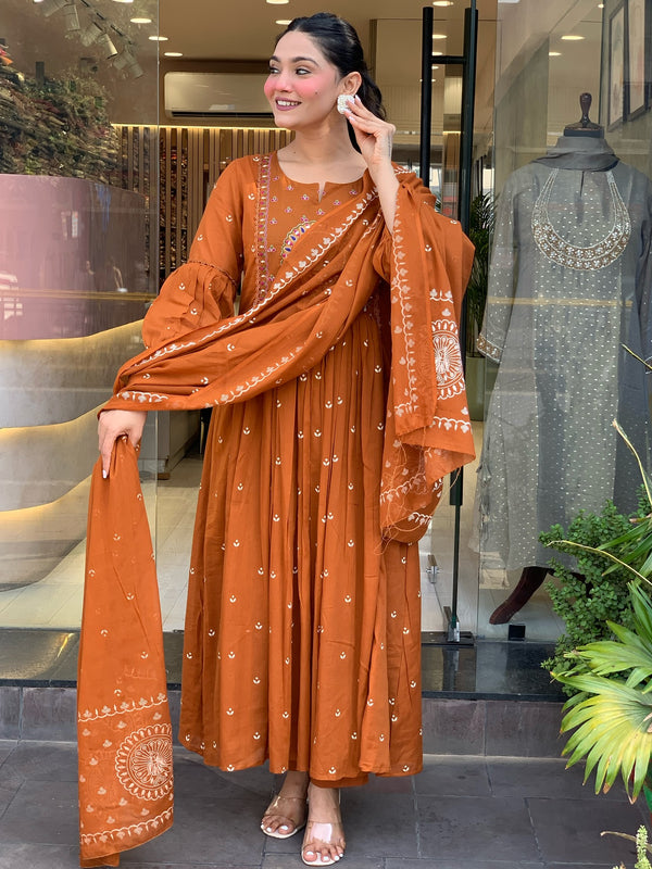 Women's Cotton Khadi Print Embroidered Kurta Pant Set With Printed Cotton Dupatta