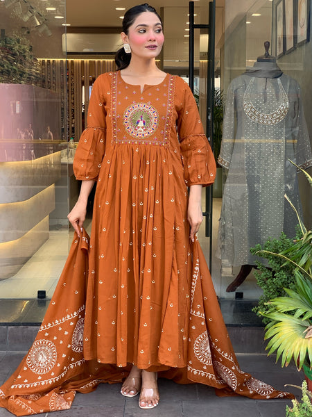 Women's Cotton Khadi Print Embroidered Kurta Pant Set With Printed Cotton Dupatta