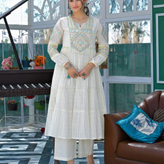 Flex Butti Cotton Kurta Set With Cota Chex Dupatta