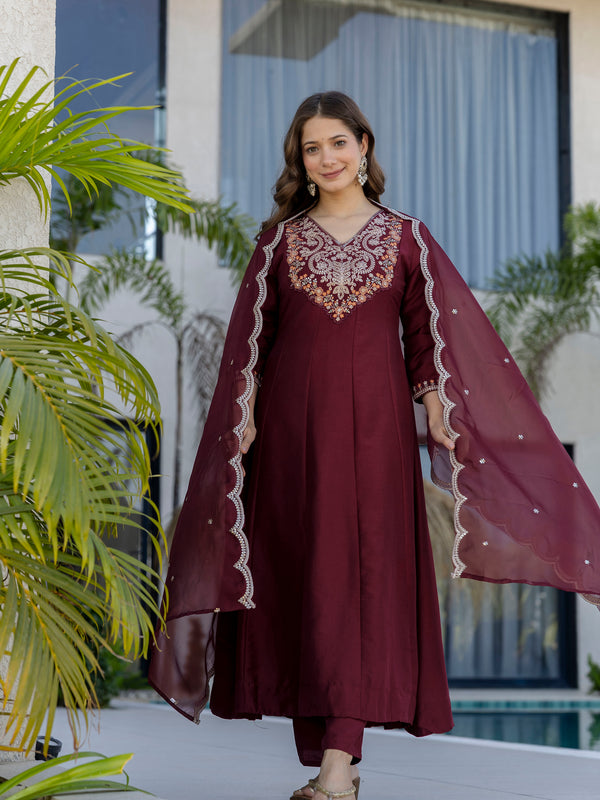 Women's Chinon Printed Kurta Pant & Organza Dupatta Set