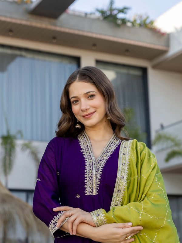 Women's Vichitra Silk Embroidered Kurta Pant Dupatta Set