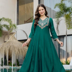 Women's Chinon Printed Kurta Pant & Organza Dupatta Set