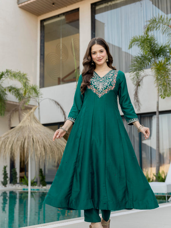 Women's Chinon Printed Kurta Pant & Organza Dupatta Set