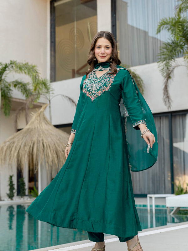 Women's Chinon Printed Kurta Pant & Organza Dupatta Set