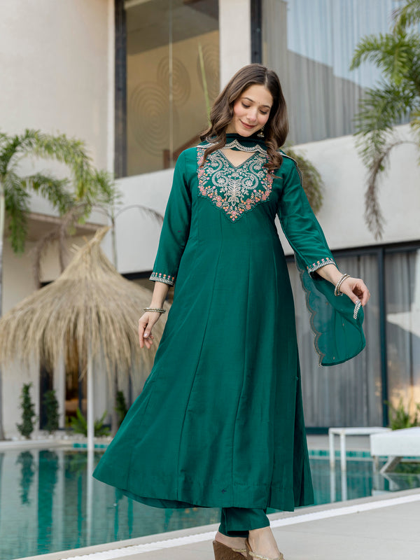 Women's Chinon Printed Kurta Pant & Organza Dupatta Set