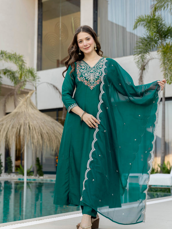 Women's Chinon Printed Kurta Pant & Organza Dupatta Set