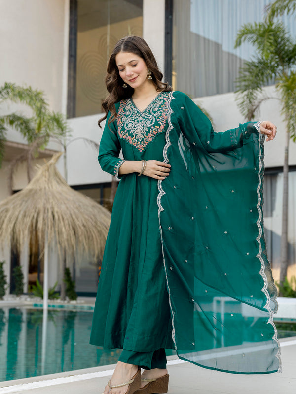 Women's Chinon Printed Kurta Pant & Organza Dupatta Set