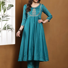 Vichitra Silk Kurta Pant Set With Vichitra Silk Dupatta
