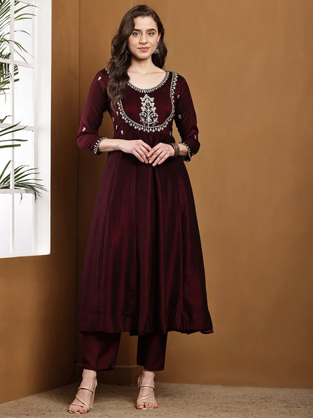 Vichitra Silk Kurta Pant Set With Vichitra Silk Dupatta