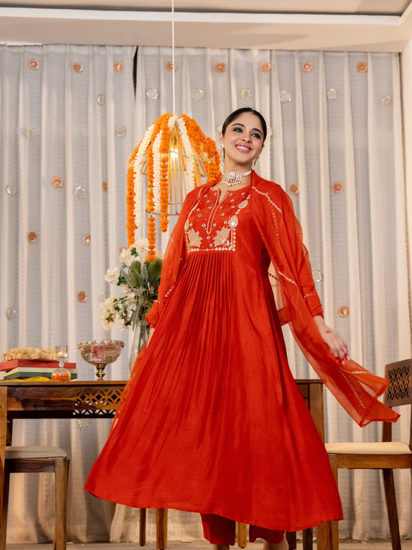 Women’s Chanderi Silk Embroidered Kurta with Chanderi Silk Bottom & Embroidered Chanderi Dupatta Set