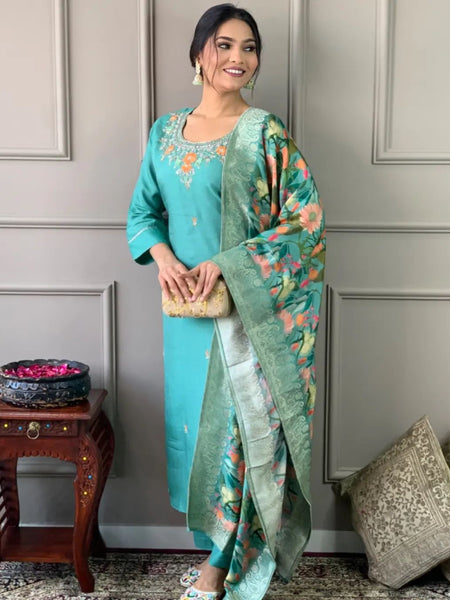 Women's Silk Blend Kurta Pant Set With Dupatta