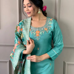 Women's Silk Blend Kurta Pant Set With Dupatta