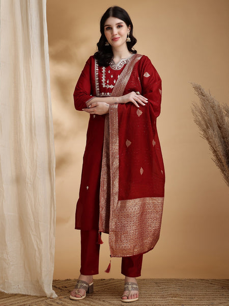 Women's Red Embroidered Cotton Blend Kurta Pant Set With Dupatta