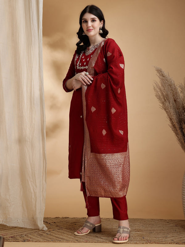 Women's Red Embroidered Cotton Blend Kurta Pant Set With Dupatta