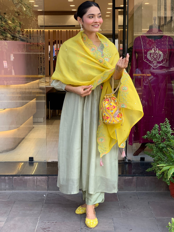 Parampara Silk Kurta Set With Organza Dupatta