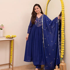 Women's Chanderi Silk Embroidered Kurta Pant Set With Chanderi Dupatta