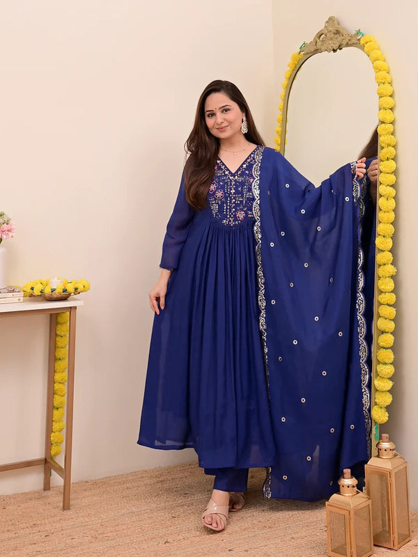 Women's Chanderi Silk Embroidered Kurta Pant Set With Chanderi Dupatta