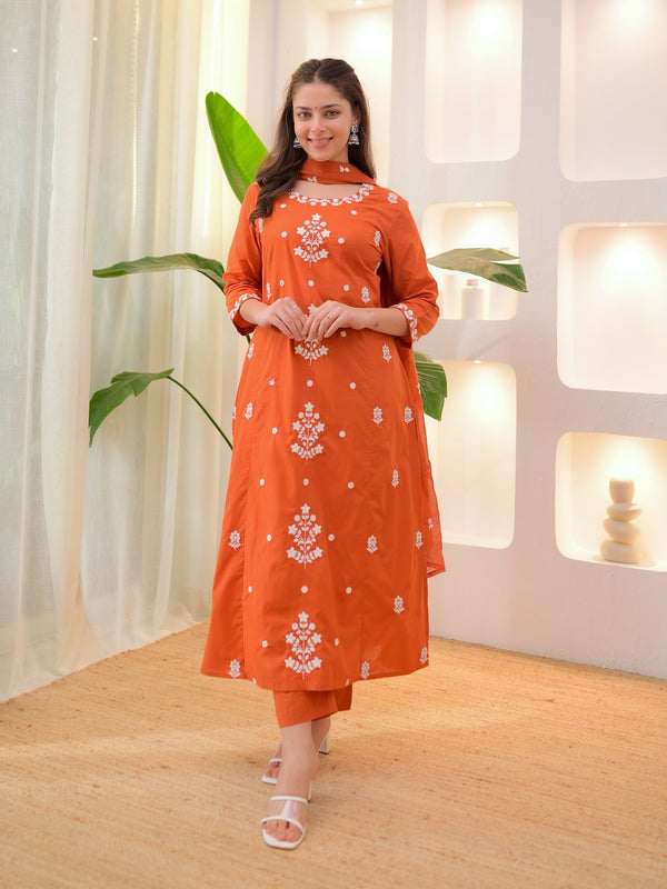 Women’s Rayon Slub Embroidered Kurta With Pant & Chanderi Dupatta Set