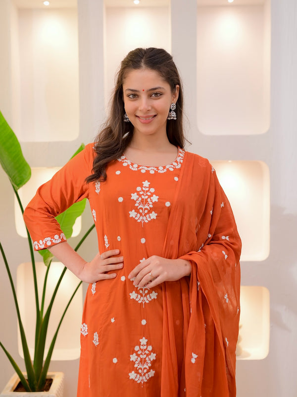 Women’s Rayon Slub Embroidered Kurta With Pant & Chanderi Dupatta Set