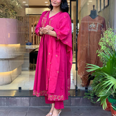 Women's Chanderi Silk Kurta Pant Set With Embroidered Dupatta