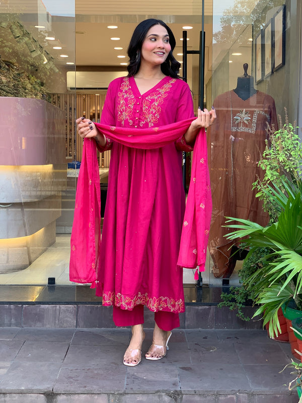 Women's Chanderi Silk Kurta Pant Set With Embroidered Dupatta