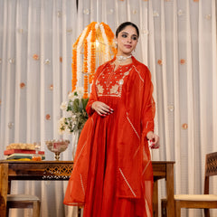 Women’s Chanderi Silk Embroidered Kurta with Chanderi Silk Bottom & Embroidered Chanderi Dupatta Set