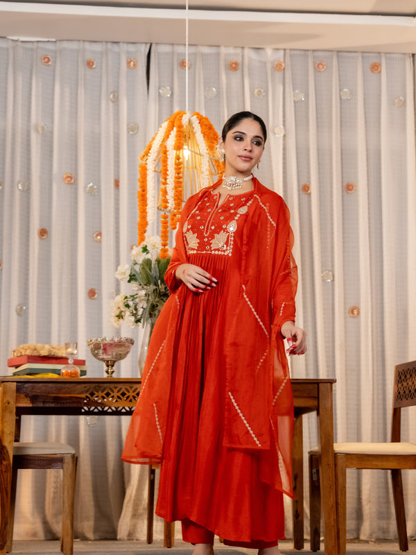 Women’s Chanderi Silk Embroidered Kurta with Chanderi Silk Bottom & Embroidered Chanderi Dupatta Set