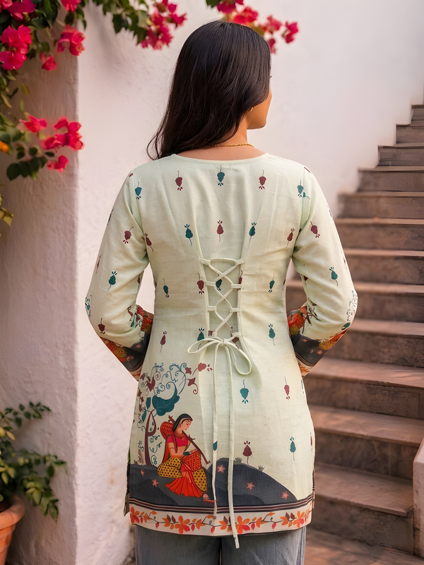 Women’s Cream Cotton Kalamkari Printed V-Neck Tunic