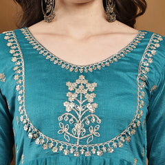 Vichitra Silk Kurta Pant Set With Vichitra Silk Dupatta