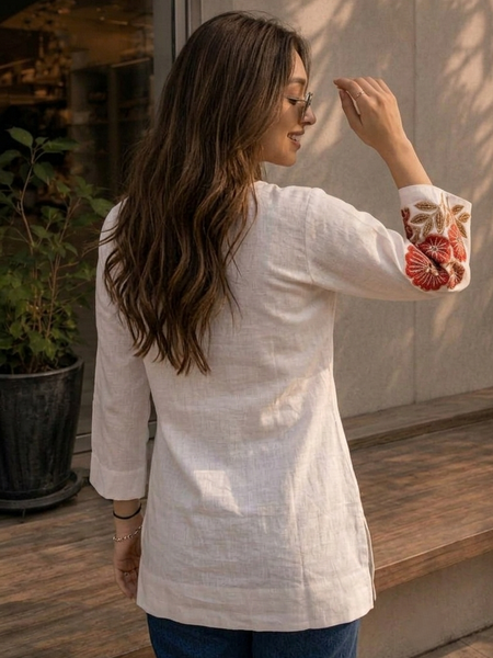 Women’s White Cotton DTF Printed V-Neck Fancy Top