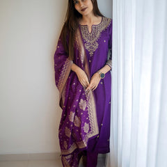 Silk Blend Kurta Set With Zcard Dupatta