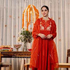 Women’s Chanderi Silk Embroidered Kurta with Chanderi Silk Bottom & Embroidered Chanderi Dupatta Set